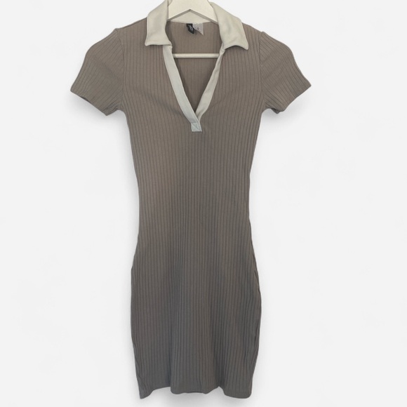 H&M Collared bodycon ribbed dress - Picture 1 of 4